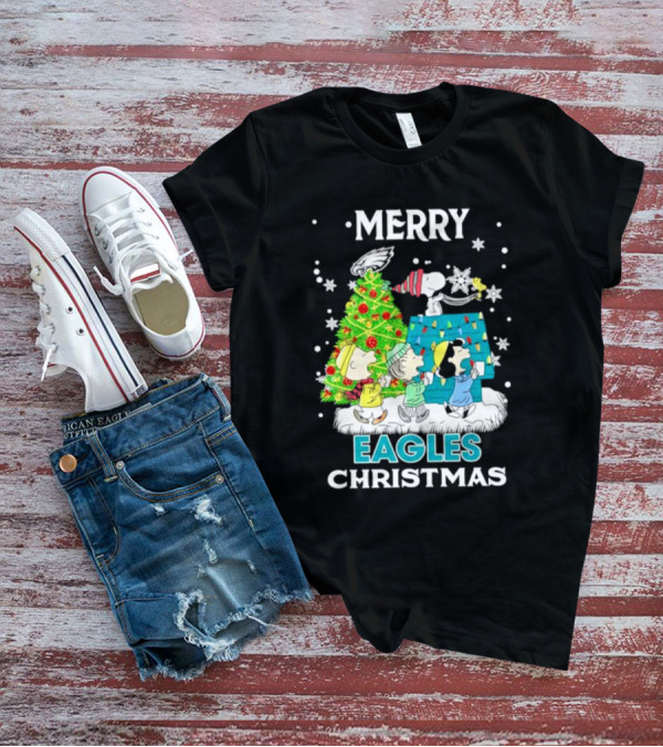 Merry Peanuts Eagles Christmas Holiday T-Shirt