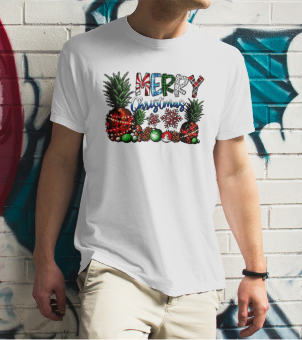 Merry Christmas Pineapple Lights With Snowflakes And Festive Fruits T-Shirt