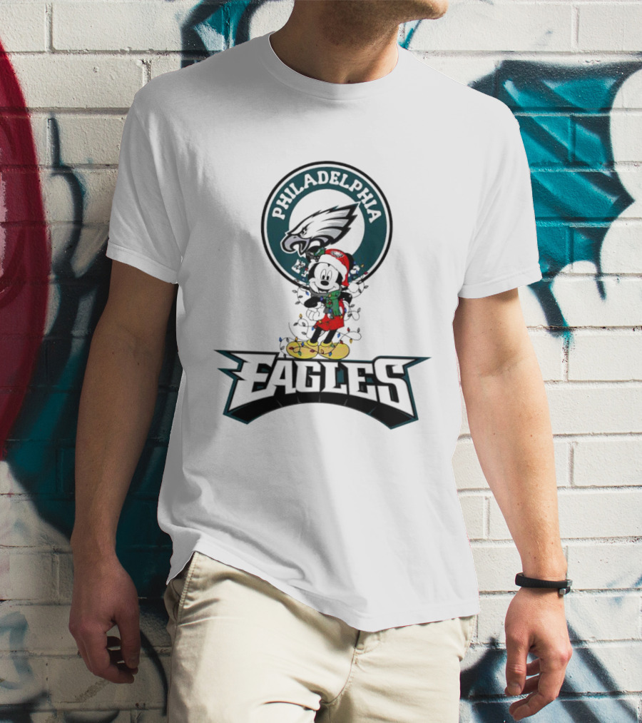Mickey Mouse Philadelphia Eagles Christmas Lights Holiday Spirit T-Shirt
