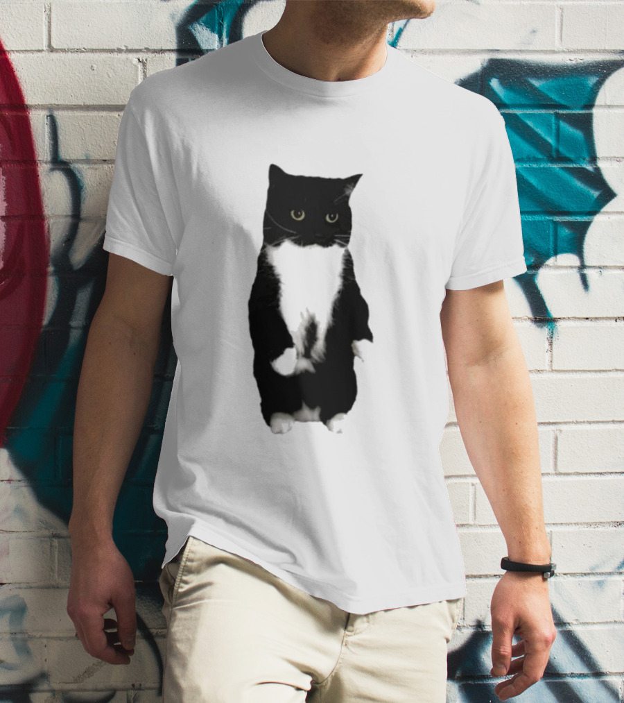 Cat Unico Uniuni Black And White Standing Cat T-Shirt