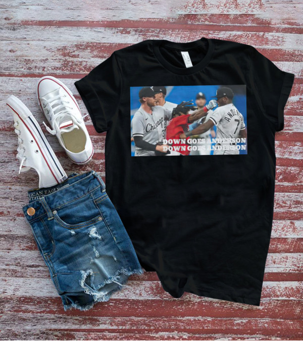 Ramírez Down Goes Anderson Chicago Baseball Confrontation T-Shirt