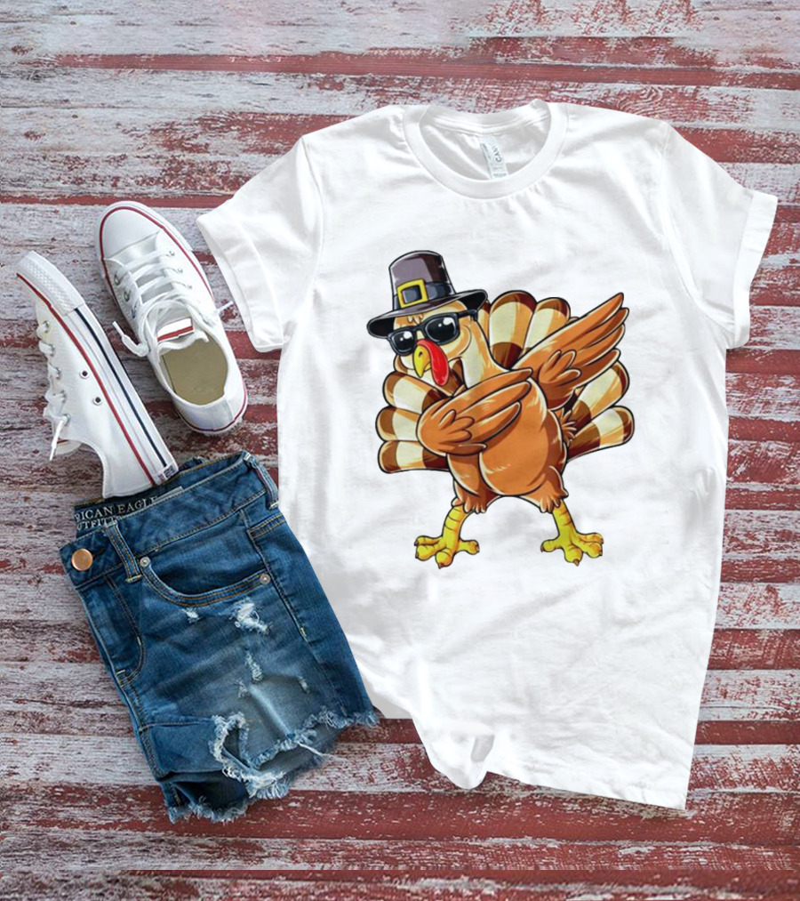 Thanksgiving Turkey Dabbing With Pilgrim Hat And Sunglasses T-Shirt