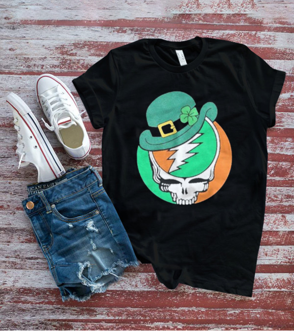 Happy St. Patrick’s Dead And Company Limited Skull In Shamrock Hat With Lightning Bolt T-Shirt