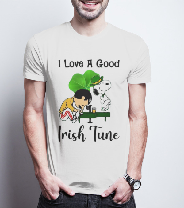 I Love A Good Irish Tune St Patrick Day Snoopy Piano Shamrock T-Shirt
