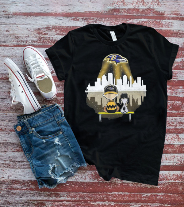 Charlie Brown Snoopy Baltimore Ravens City Skyline T-Shirt