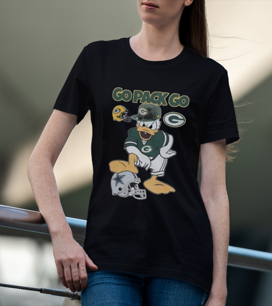 Go Pack Go Donald Duck Green Bay Packers Defeats Dallas Cowboys Helmet T-Shirt