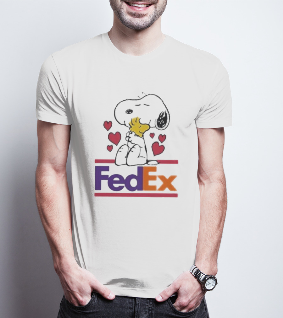 Snoopy Woodstock Hugs Hearts FedEx T-Shirt