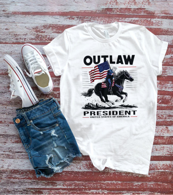 Outlaw President United States Of America American Flag On Horseback T-Shirt