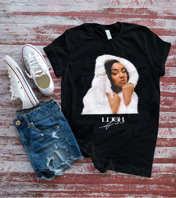 Leigh Anne Icon In Fur Coat Leigh Anne Official Merch T-Shirt