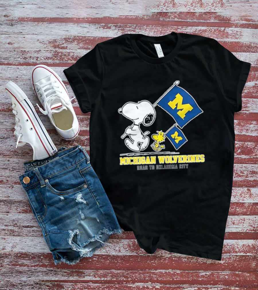 Snoopy Woodstock Michigan Wolverines Road To Oklahoma City 2024 Flag T-Shirt