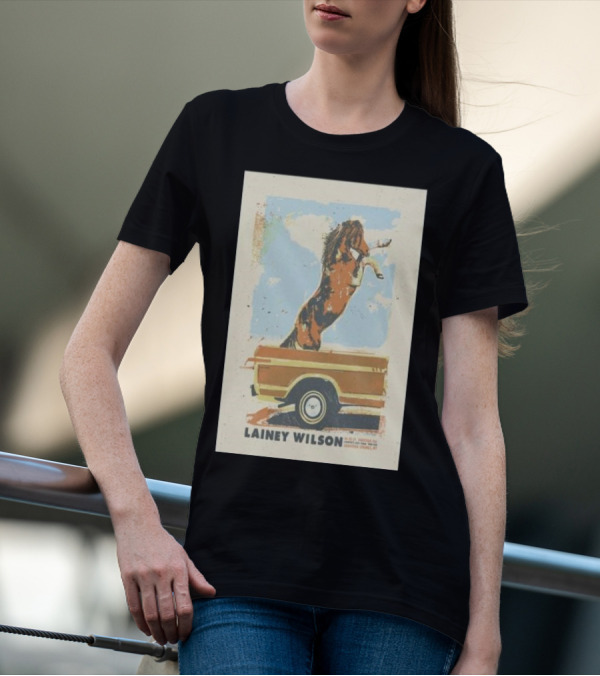 Lainey Wilson Horse In Pickup Truck At Broadview Stage SPAC Saratoga Springs T-Shirt