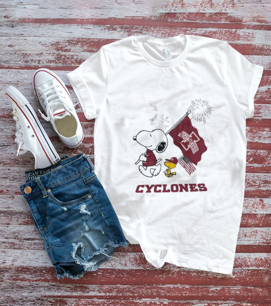 Snoopy Woodstock Iowa State Cyclones Football 4th Of July T-Shirt