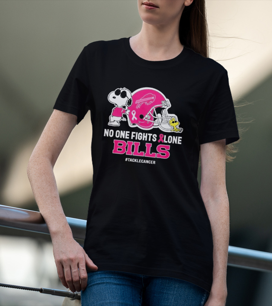 Snoopy And Woodstock No One Fights Alone Buffalo Bills #TackleCancer T-Shirt