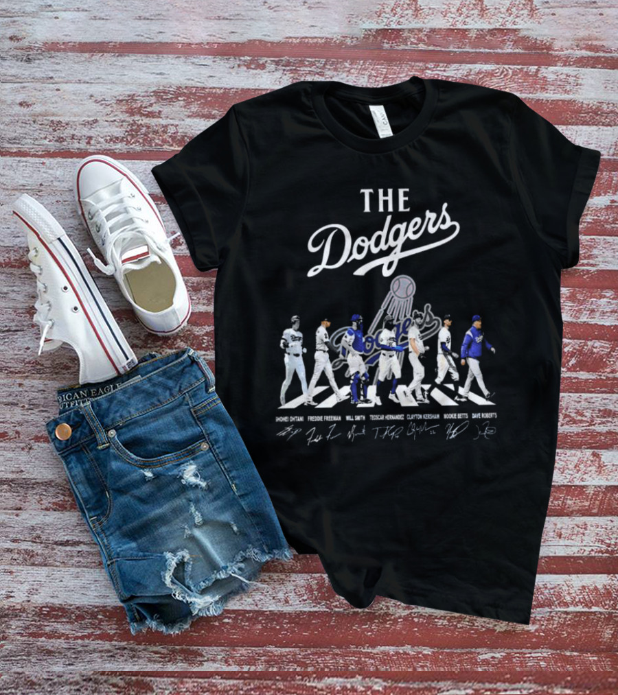 The Dodgers Shohei Ohtani Freddie Freeman Will Smith Trayce Thompson Clayton Kershaw Mookie Betts Dave Roberts Signatures T-Shirt
