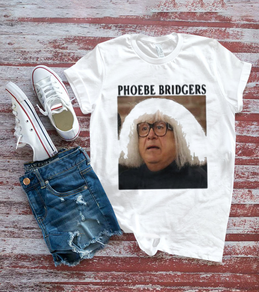 Phoebe Bridgers Meme Parody Featuring Iconic Character With Wig And Glasses T-Shirt