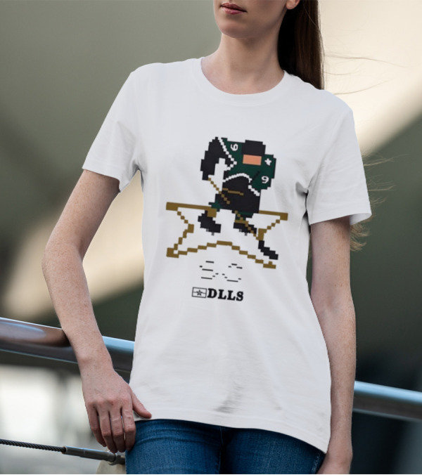 DLLS 16 Bit Retro Hockey Star Pixel T-Shirt