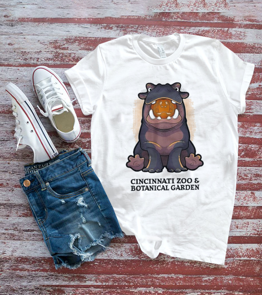 Cincinnati Zoo And Botanical Garden Fiona With Pumpkin Glow Outline T-Shirt