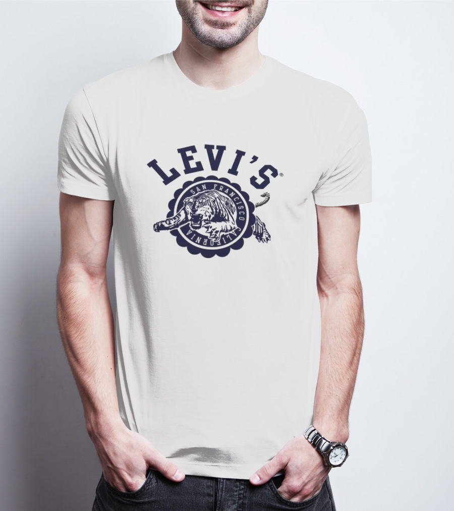 LEVI'S San Francisco California Tiger Badge T-Shirt