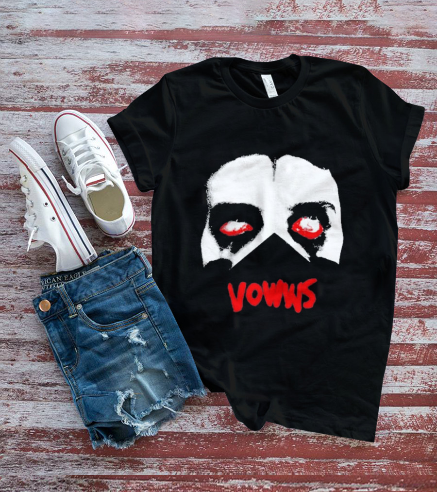 Vowws Hollow Face Red Eyes T-Shirt