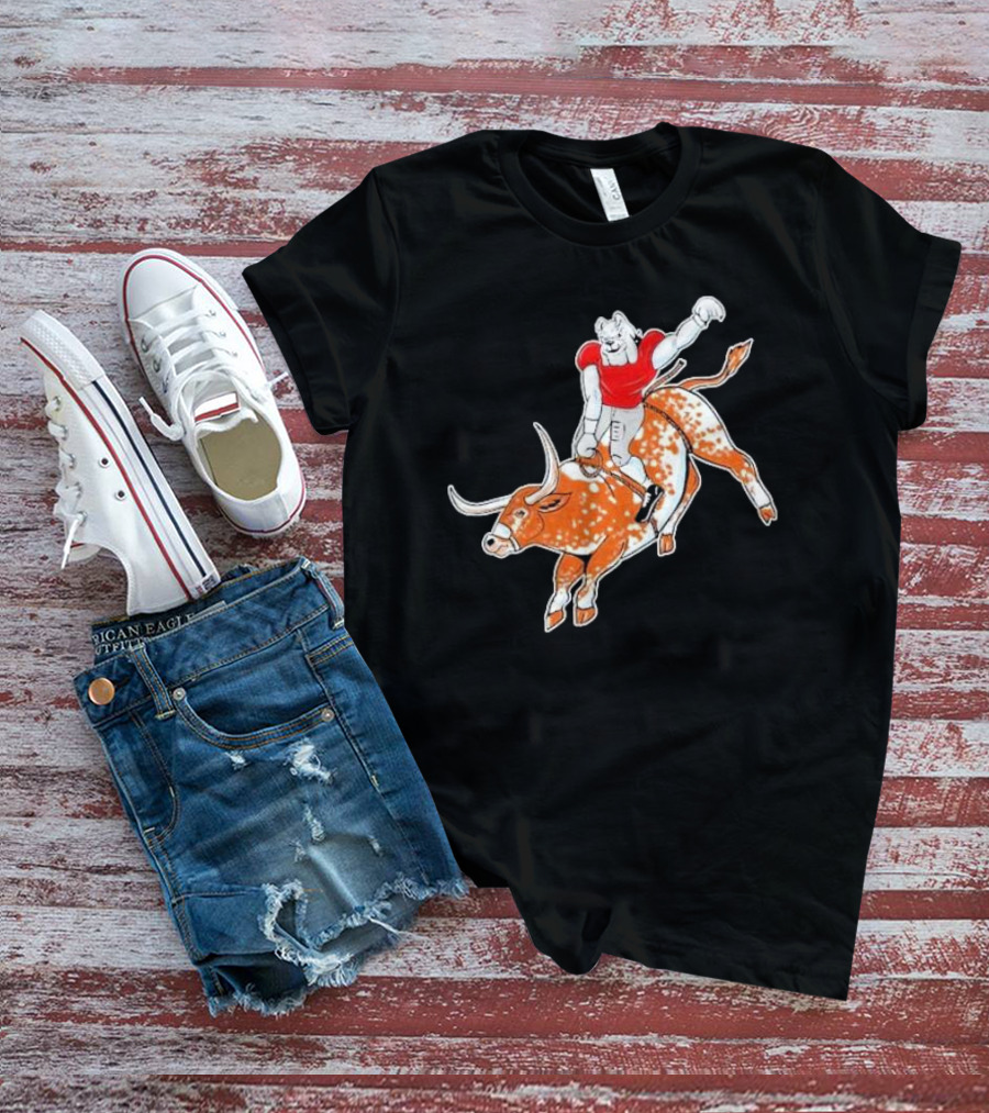 Georgia Bulldogs Uga Riding Bull Horns Down T-Shirt