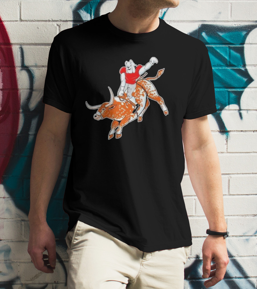 Georgia Bulldogs Uga Riding Bull Horns Down T-Shirt