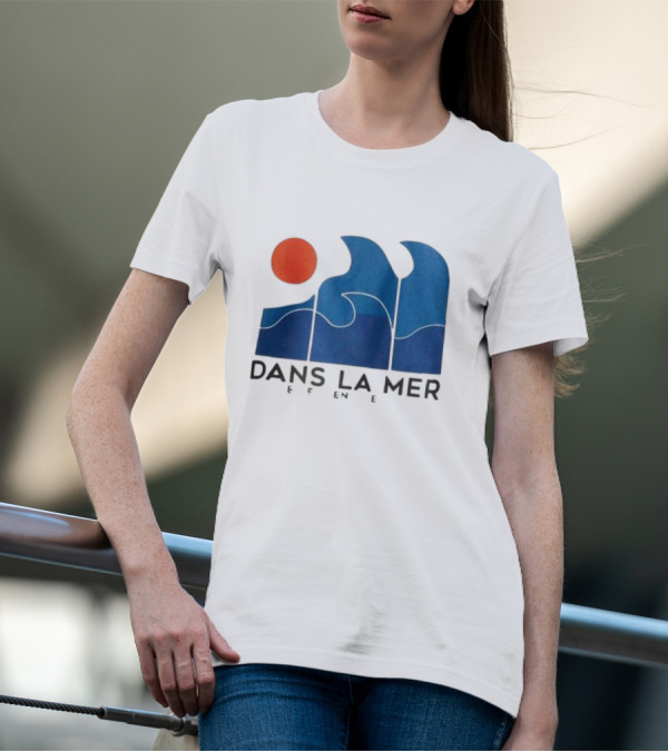 Dans La Mer Waves And Sun T-Shirt