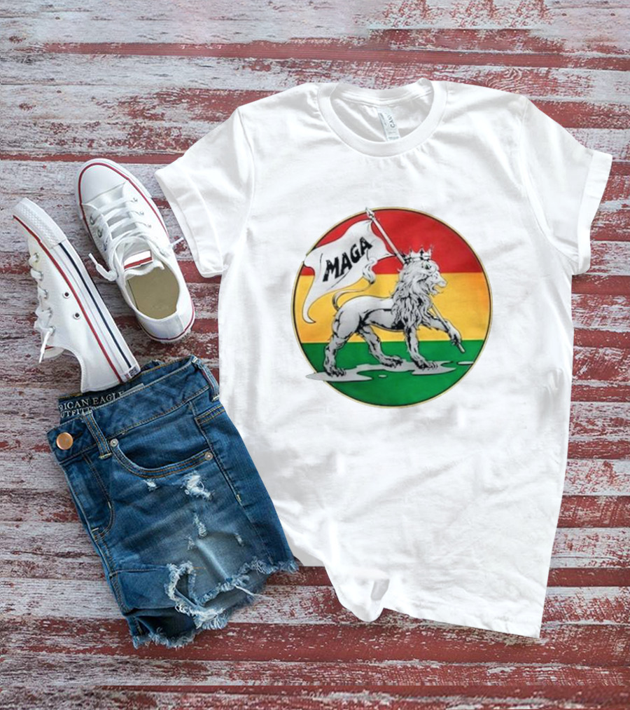 Kali Fontanilla MAGA Lion Red Gold Green Flag T-Shirt