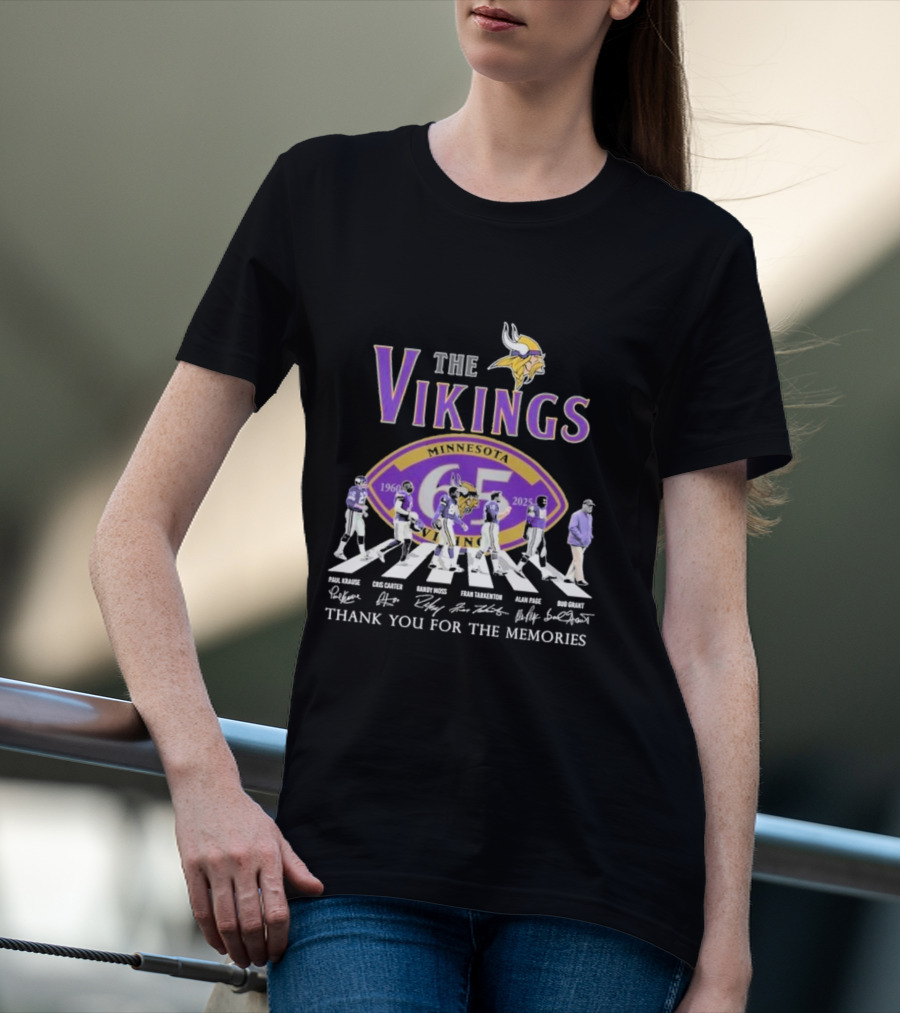 Minnesota Vikings Thank You For The Memories 1960-2025 Paul Krause Chris Carter Randy Moss Fran Tarkenton Alan Page Bud Grant T-Shirt