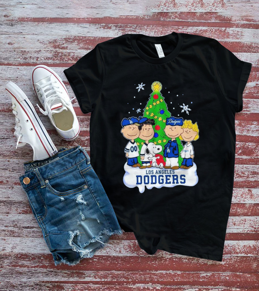 Christmas With Snoopy Los Angeles Dodgers Peanuts Characters And Tree T-Shirt