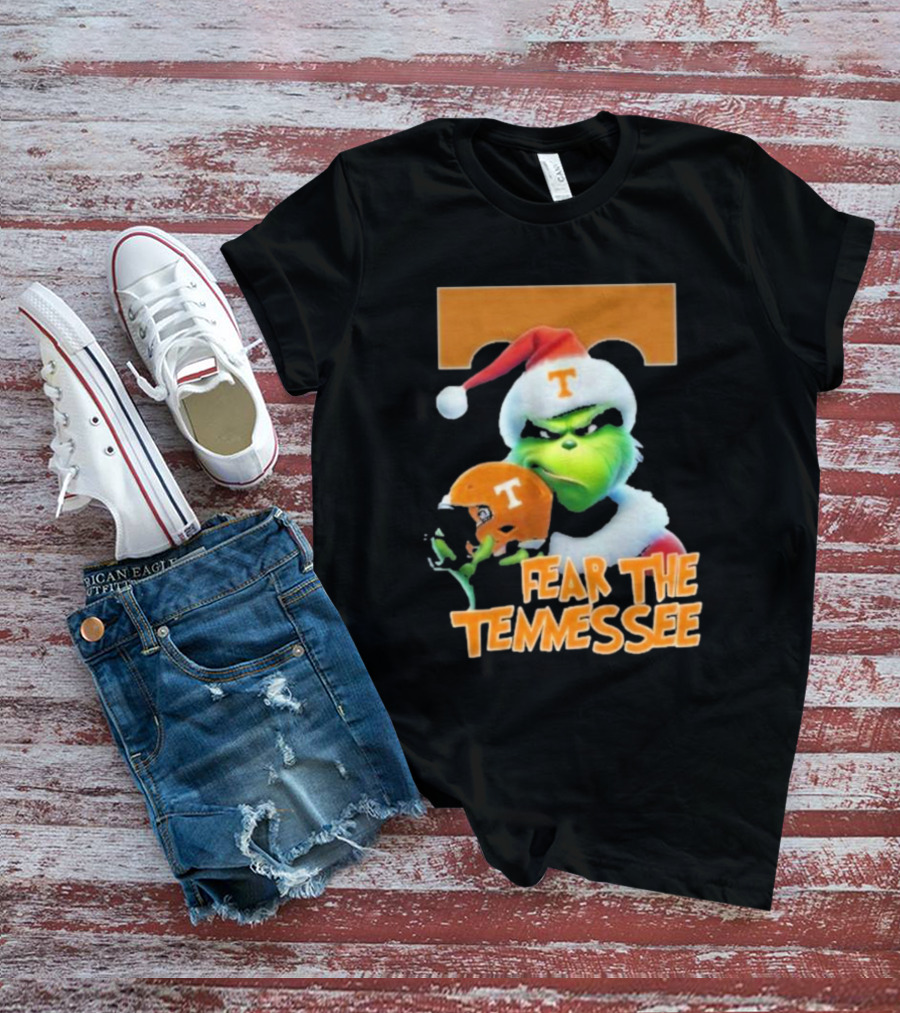 Fear The Tennessee Volunteers Grinch Football Helmets T-Shirt