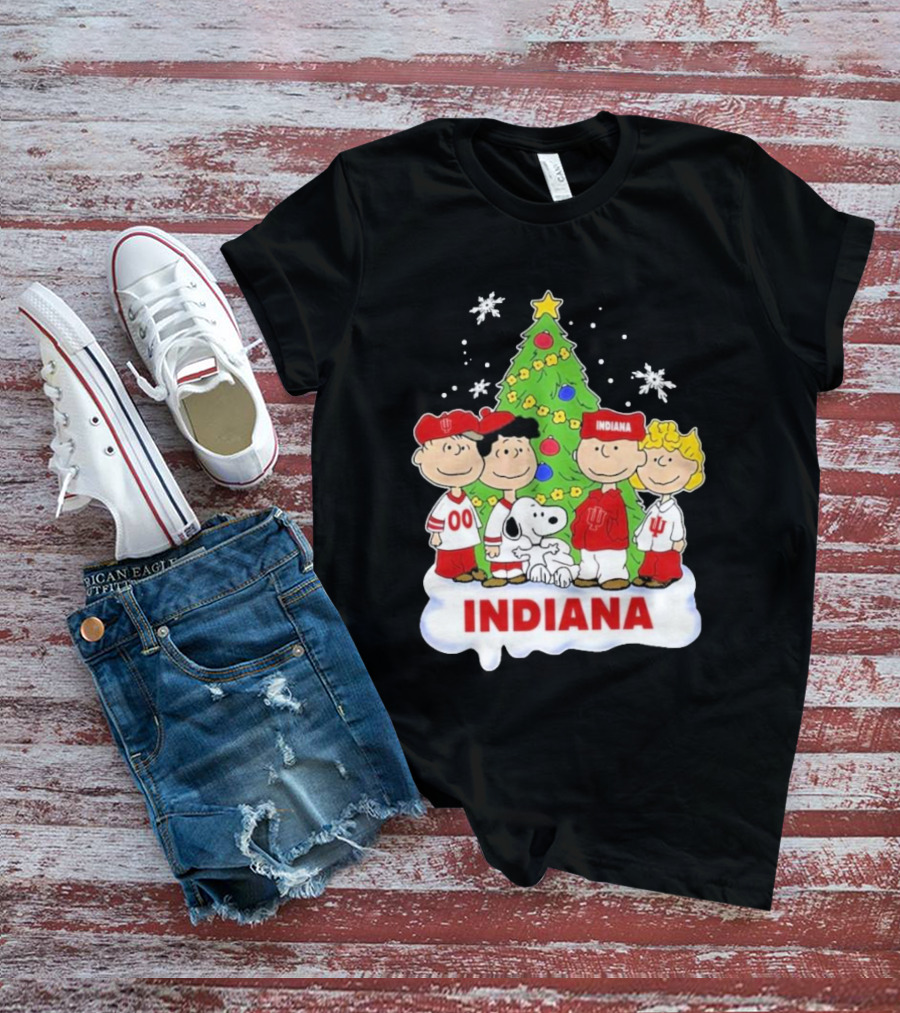 Indiana Hoosiers Snoopy Peanuts Christmas Tree Charlie Brown Lucy Linus T-Shirt