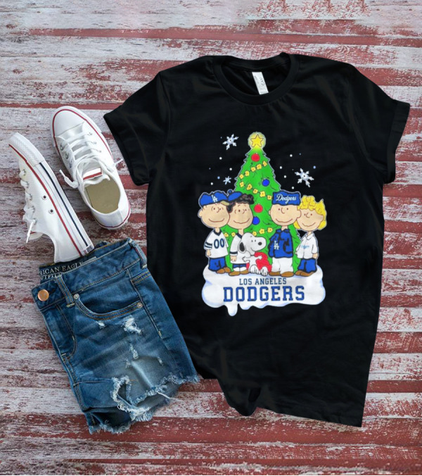 Los Angeles Dodgers Christmas With Snoopy And Peanuts Characters T-Shirt