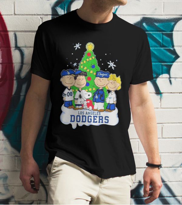 Los Angeles Dodgers Christmas With Snoopy And Peanuts Characters T-Shirt