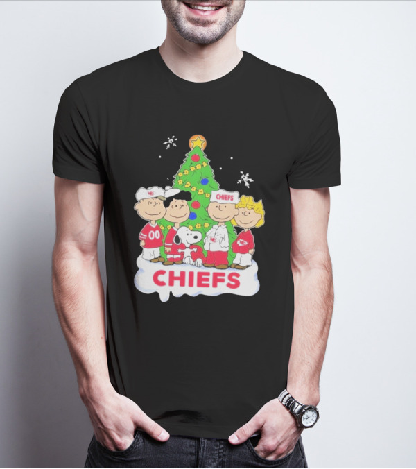 Kansas City Chiefs Snoopy Christmas Peanuts Characters Chiefs NFL Holiday T-Shirt