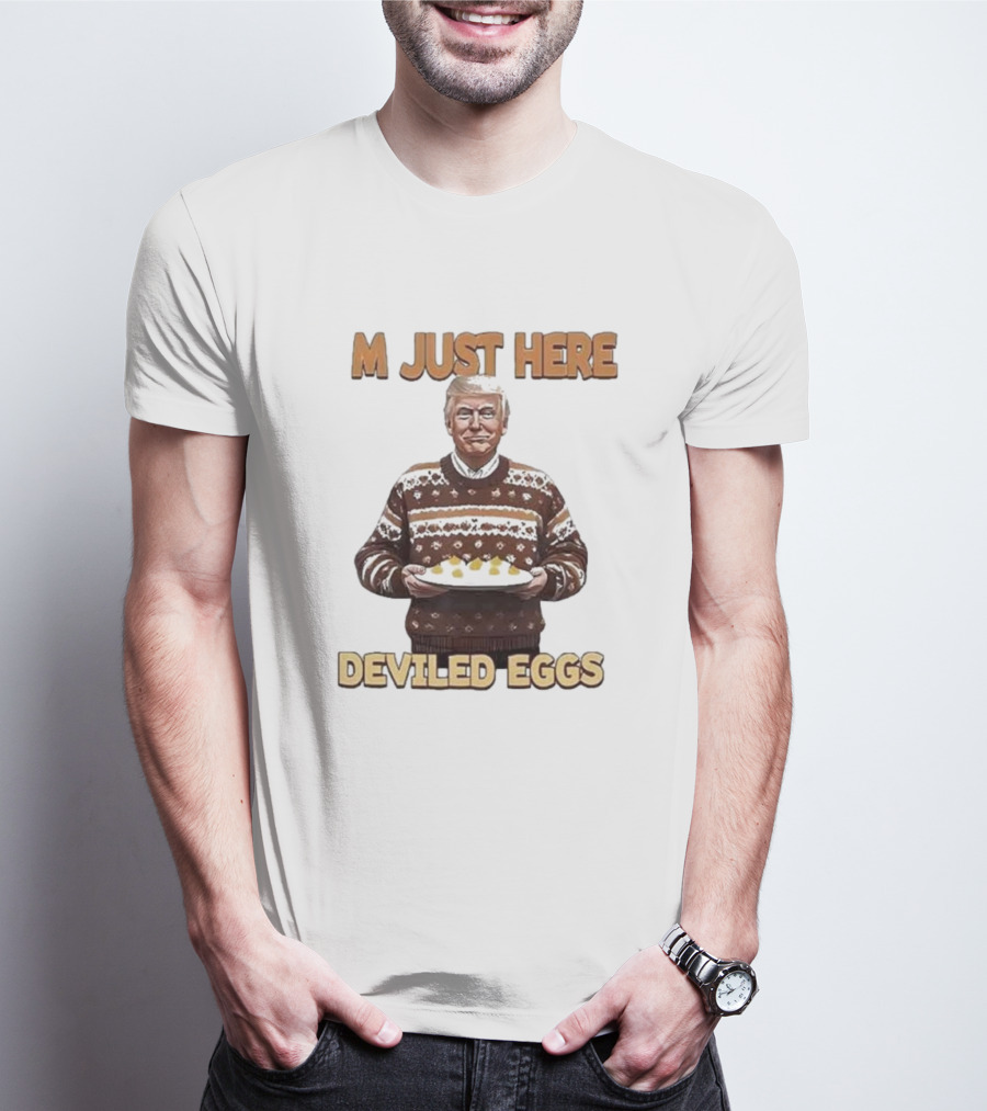 Thanksgiving M Just Here For Deviled Eggs Sweater Holding Plate T-Shirt