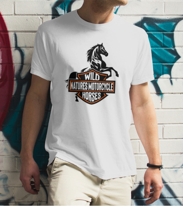 Wild Natures Motorcycle Horses Hang Over Gang Iconic Wild Horse Badge Motif T-Shirt