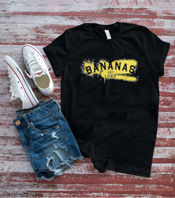 Bananas Est 1982 Vintage Graffiti Style Yellow Brushstroke T-Shirt