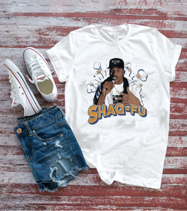 Shaq-Fu Comic Style Microphone Poderes Deportivos Y Comedia Vintage Retro 90s T-Shirt