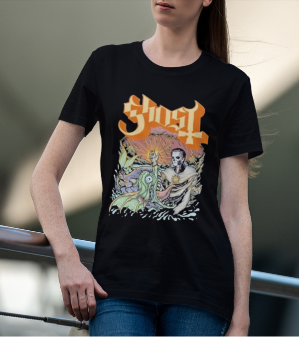 Ghost Papa Emeritus And The Whale With Oceanic Scene T-Shirt