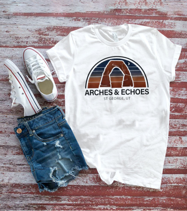 ARCHES ECHOES ST GEORGE UTAH RED ROCK NIGHT SKY MOON T-Shirt