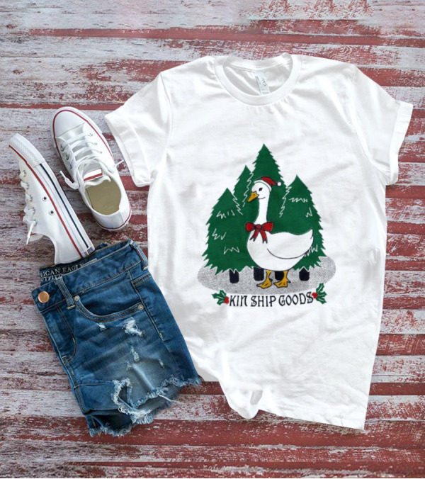 Kin Ship Goods Santa Claus Duck Christmas Trees Merry Christmas T-Shirt