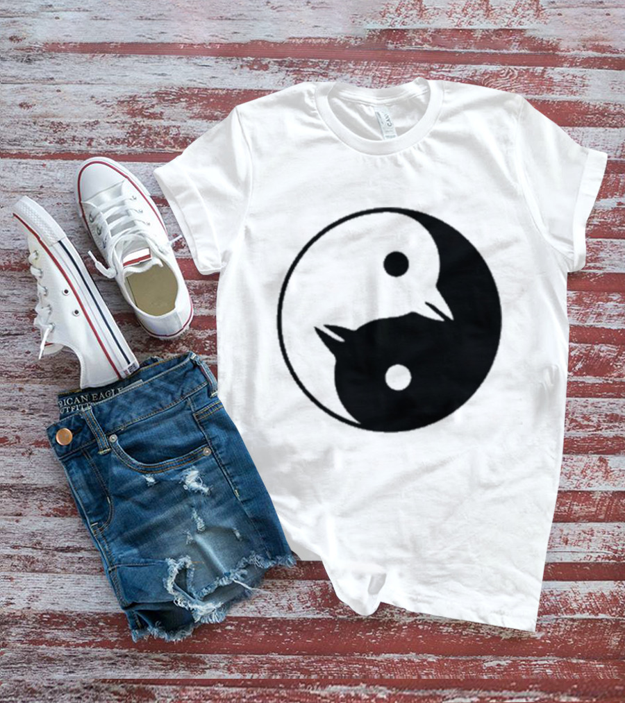 Yin Yang Penguins Pinguini Tattici Nucleari T-Shirt