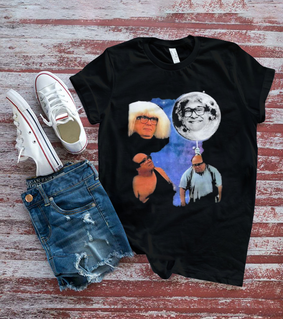 Three Wolf Moon Danny DeVito Mashup With Cosmic Moon Faces T-Shirt