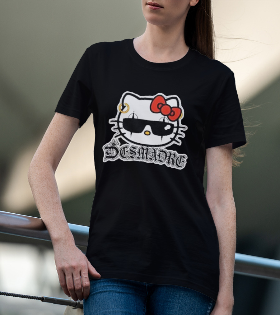 Desmadre Hello Kitty With Sunglasses And Gold Earring T-Shirt
