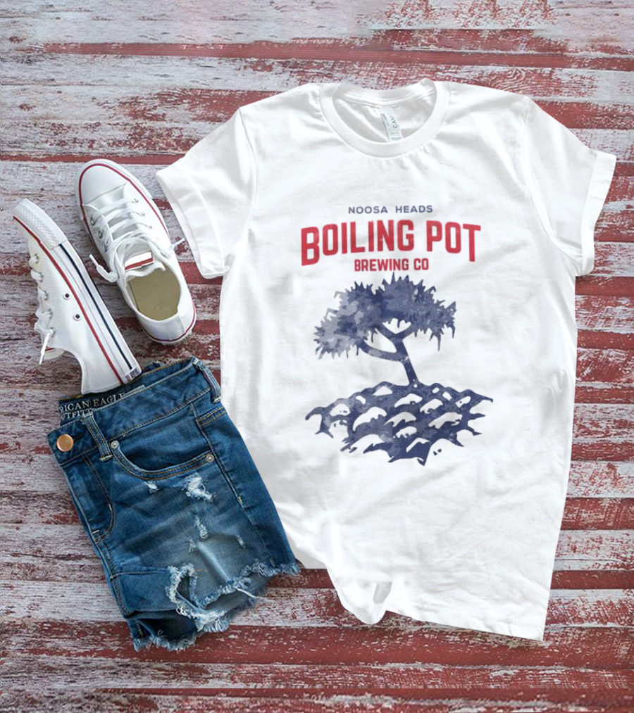 Noosa Heads Boiling Pot Brewing Co Tree And Waves T-Shirt