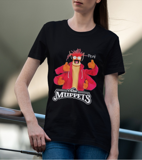 Disney The Muppets Pepé Four Thumbs Up Okay T-Shirt