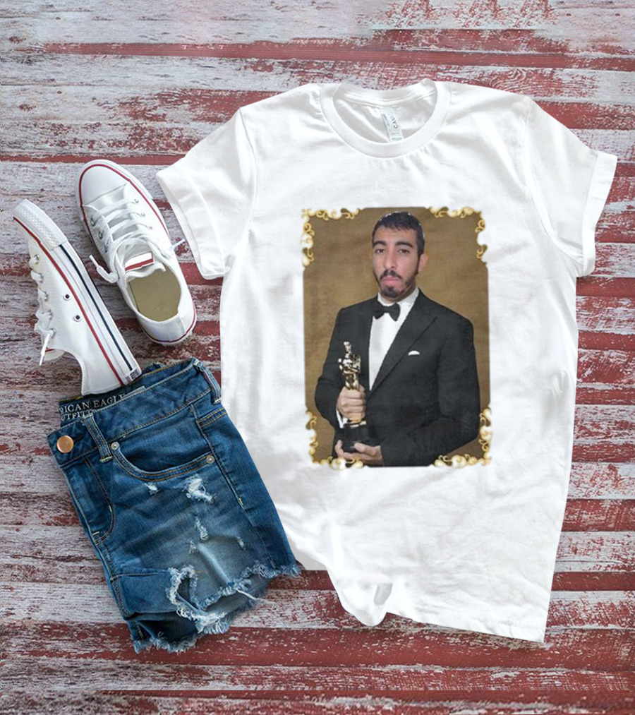Saleh Jafarawi Mr Fafo Oscar Statue Award Winner T-Shirt