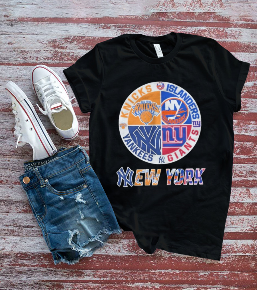 New York Knicks Islanders Yankees Giants Sports Fan Collection T-Shirt