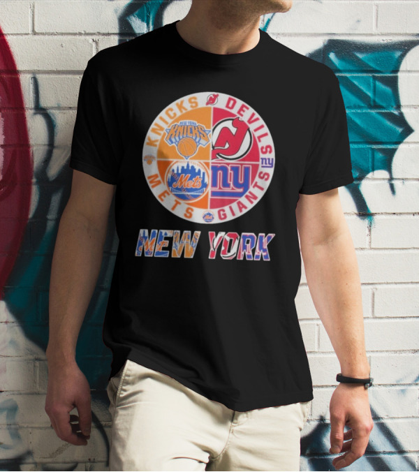 New York Knicks Mets Giants New Jersey Devils Basketball Baseball Football Hockey T-Shirt