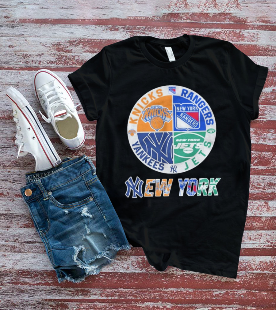 New York Knicks Rangers Yankees Jets Circle T-Shirt